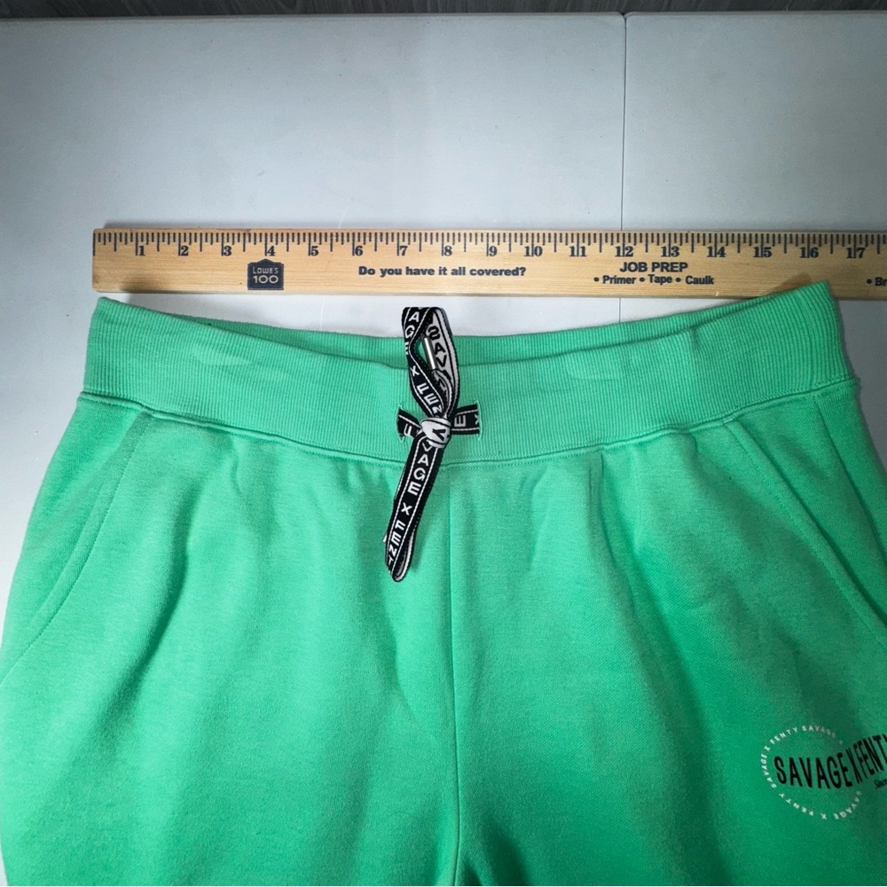 Women's Green Fleece Jogger Pants Medium Brand New - Picture 3 of 7